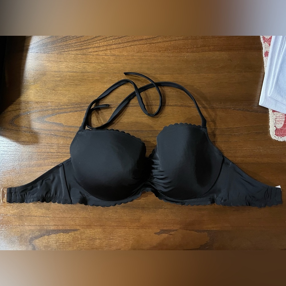 Victoria secret getaway halter bathing suit top.